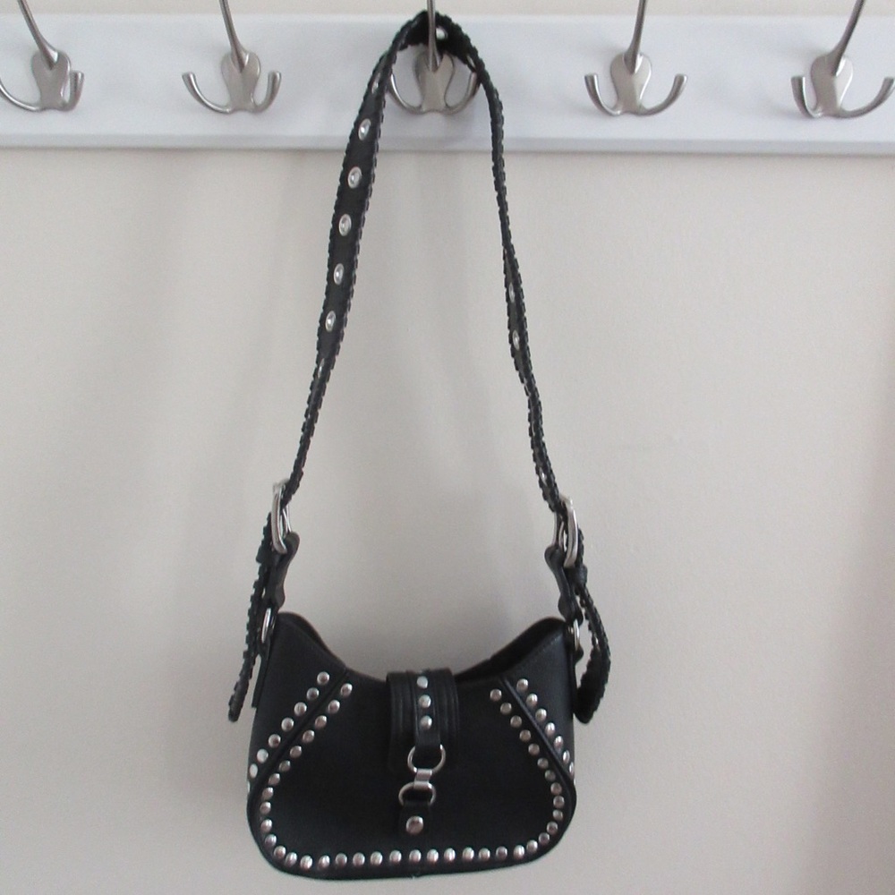 Urban outfitters black cross body / shoulder bag